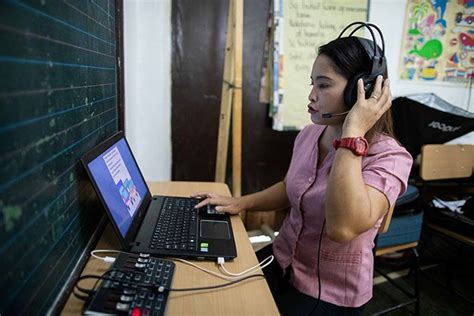 On World Teachers' Day, education advocates give.